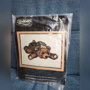 Charmin needlework embroidery crewel kit Bear Cat - Cat Nap #36-4 UNUSED